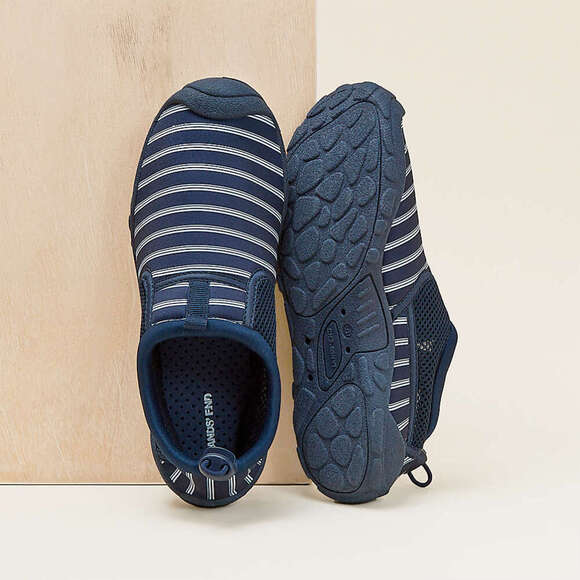 Lands end Classic slip on water shoes sz 9 navy blue white stripes - Picture 1 of 5